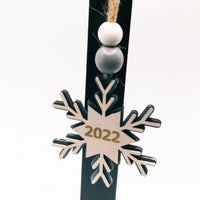 Snowflake Ornament 2022, Christmas Tree Ornament, Wooden Ornament, Engraved 2022