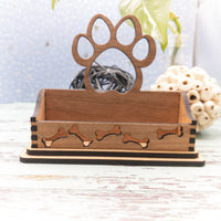 Dog lover Business Card Holder, Desk Card Holder, Pawprint and bones, great gift for Veterinarian, dog trainer or groomer!